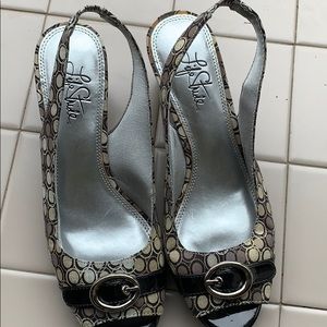 Life Stride JERVIS Peep Toe Slingback Shoe Sz 7